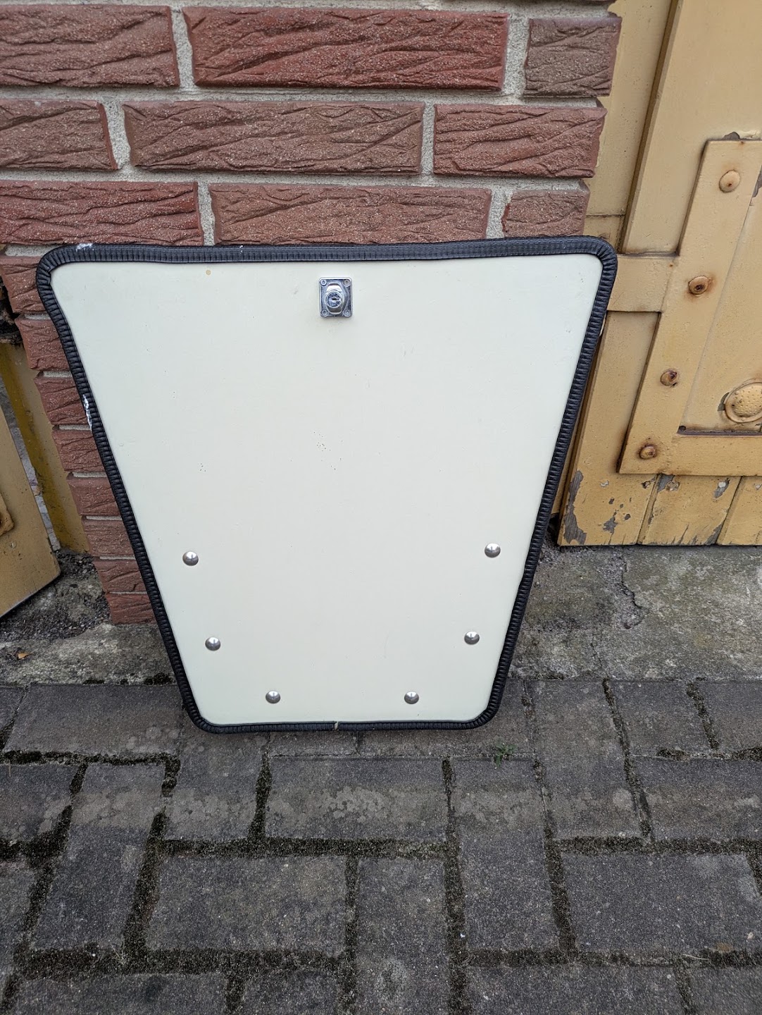 Der neue Gaskasten-Deckel